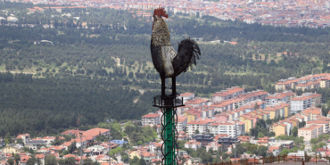 d20haber_denizli_27_metrelik_horoz_heykeli_isiklandirma_haber